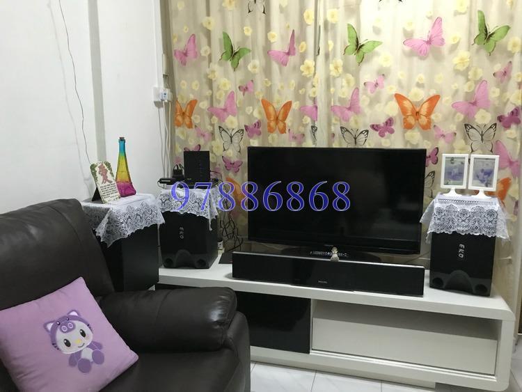 Hougang Avenue 8 thumbnail photo